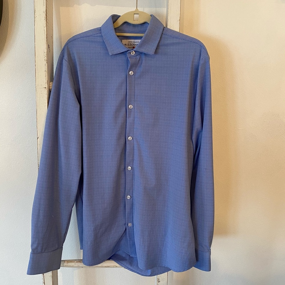 Mizzen + Main Button Up